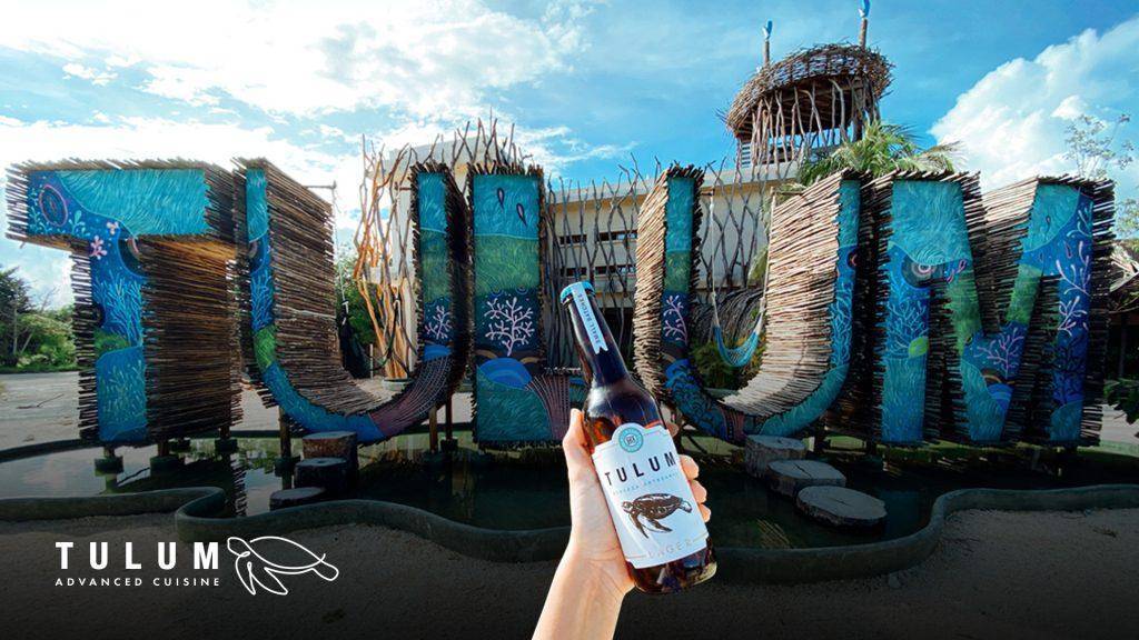 Letras Azules en Tulum